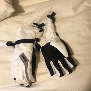 Ski gloves